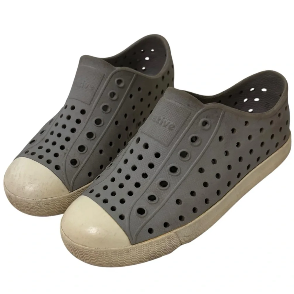 Native Jefferson Kid slip on sneakers size 12